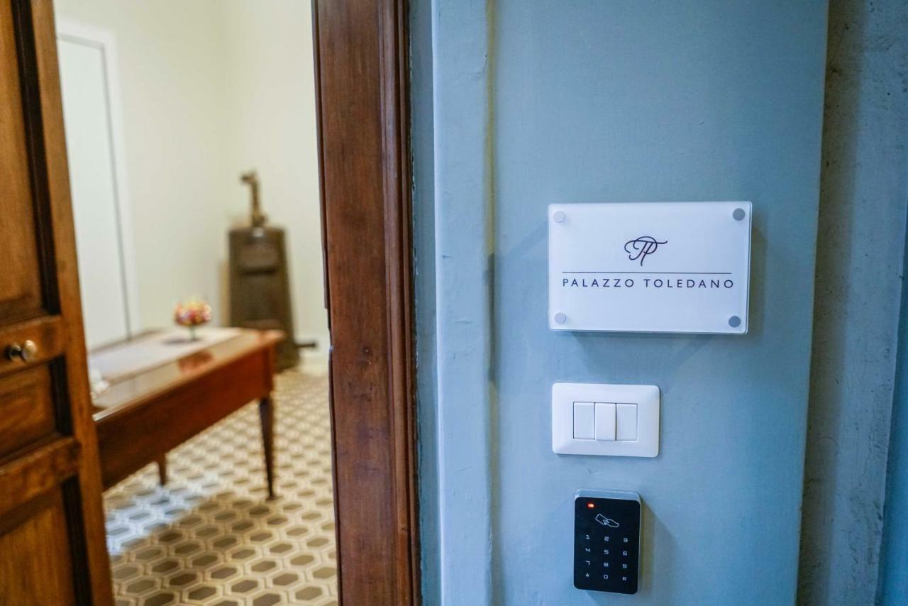 Palazzo Toledano Bed & Breakfast Napoli Ngoại thất bức ảnh